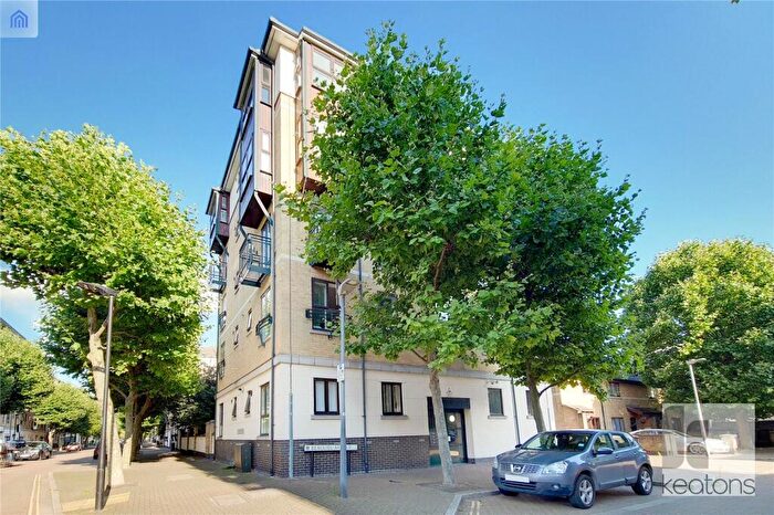 2 Bedroom Flat To Rent In Stuart House, Beaulieu Avenue, London, E16