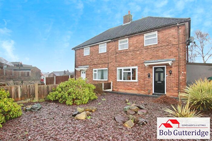 2 Bedroom Semi Detached House For Sale In Reynolds Avenue, Chesterton, Newcastle, ST5