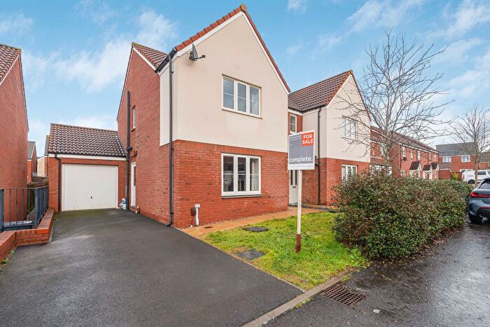 3 Bedroom Semi-Detached House For Sale In Inner Westland, Cranbrook, EX5