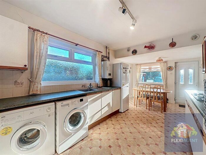 2 Bedroom Semi-Detached Bungalow For Sale In Preston New Road, Southport, PR9