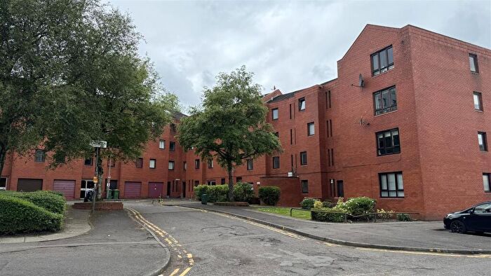 1 Bedroom Flat To Rent In , New City Road Cowcaddens, Glasgow, G4