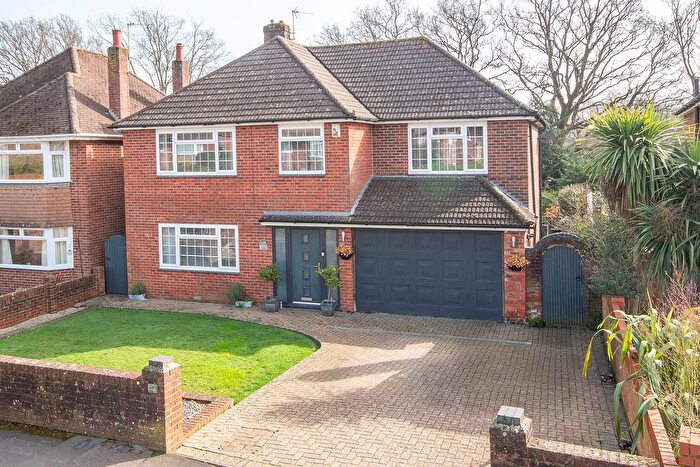 4 Bedroom Detached House For Sale In Kinross Road, Rushington, SO40