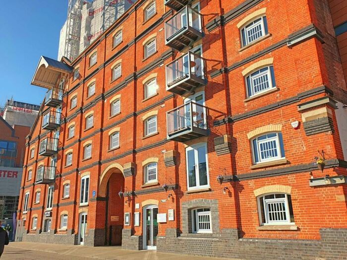 1 Bedroom Apartment To Rent In The Shamrock, Key Street, IP4
