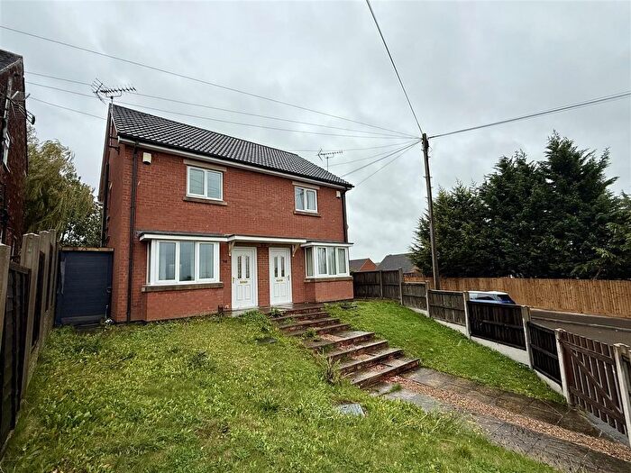 2 Bedroom Semi-Detached House To Rent In Columbia Street, Huthwaite, NG17