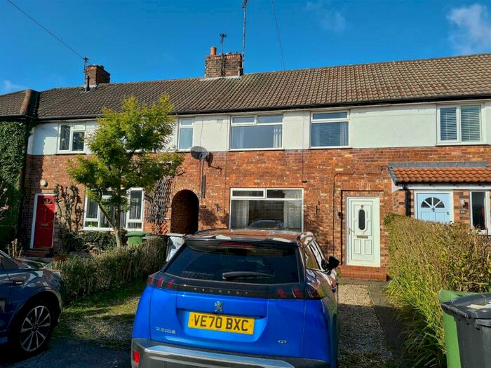 3 Bedroom Terraced House To Rent In Lindfield Estate South, Wilmslow, SK9