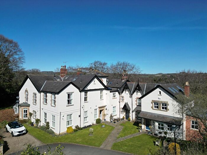 3 Bedroom Maisonette For Sale In Cliffe House, Corbridge, NE45