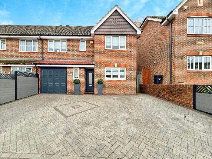 4 Bedroom Semi Detached House For Sale In Woodcock Court, Three Mile Cross, Reading, RG7