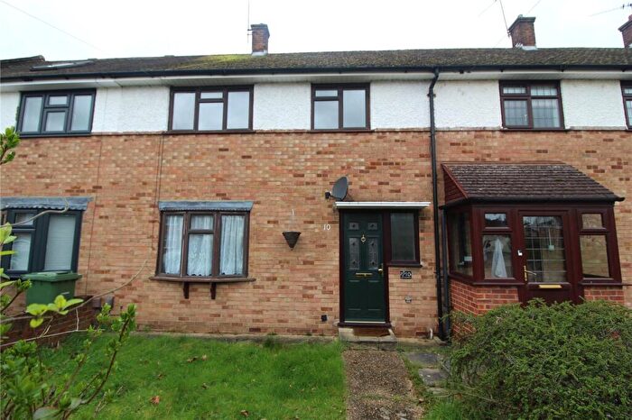 4 Bedroom Terraced House To Rent In Tern Gardens, Upminster, RM14