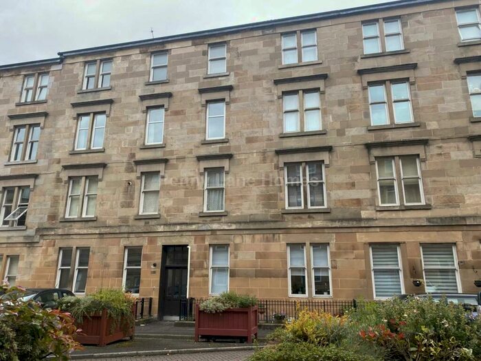 3 Bedroom Flat To Rent In Bathgate Street, Dennistoun, Glasgow, G31