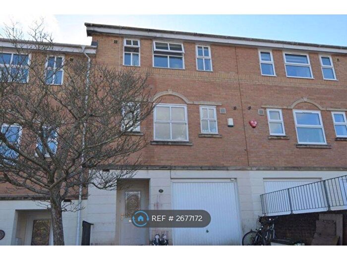 3 Bedroom Terraced House To Rent In Rogers Drive, Saltash, PL12