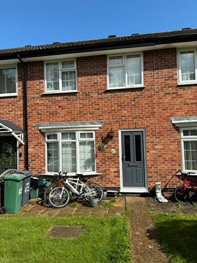 3 Bedroom House To Rent In Spencer Way, Redhill, RH1