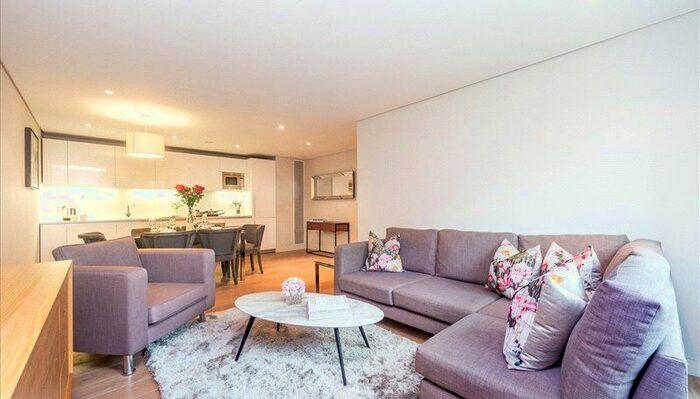 3 Bedroom Flat To Rent In Merchant Square, London, W2