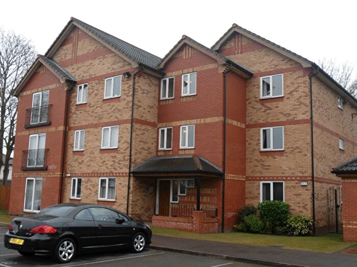 2 Bedroom Flat To Rent In Galbraith Close, Liverpool, L17