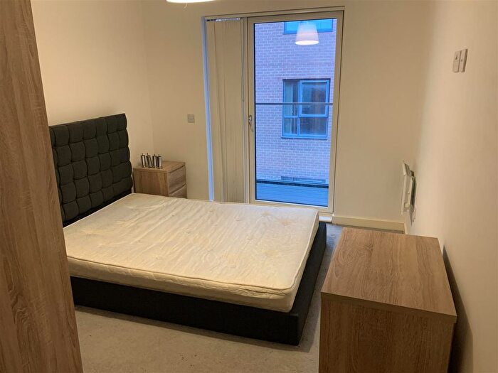 3 Bedroom Flat To Rent In Simpson Street, Manchester, M4