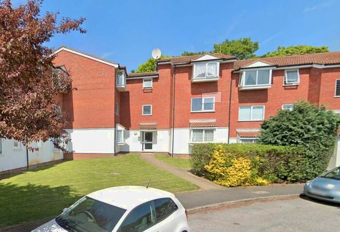 1 Bedroom Flat To Rent In Heathdene Drive, Belvedere, DA17