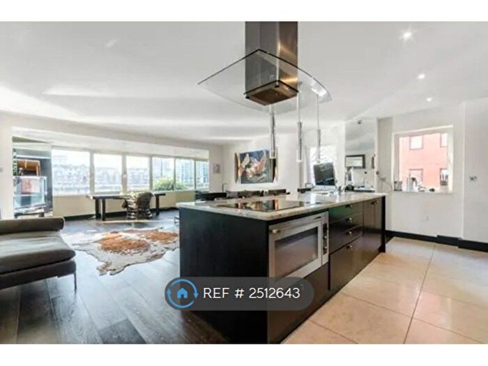 2 Bedroom Flat To Rent In Sailmakers Court, London, SW6