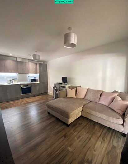 1 Bedroom Flat For Sale In Octagon House, Russell Way, Crawley, RH10