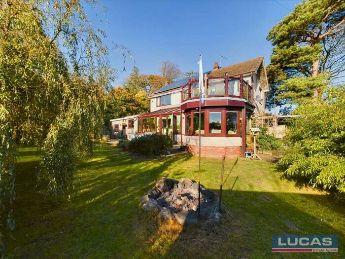 4 Bedroom Detached House For Sale In Sir Awel, Llanddaniel, LL60