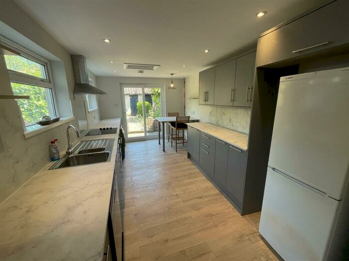 2 Bedroom Terraced House To Rent In Bowbridge Road, Newark, NG24