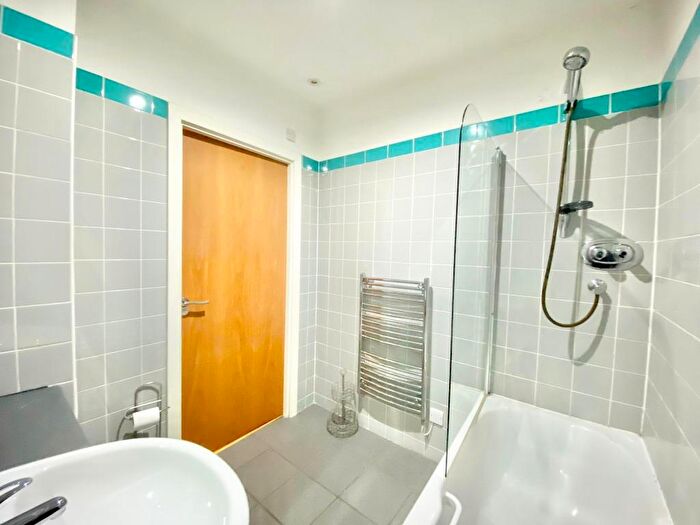 1 Bedroom Flat To Rent In Renfield Street, City Centre, Glasgow, G2