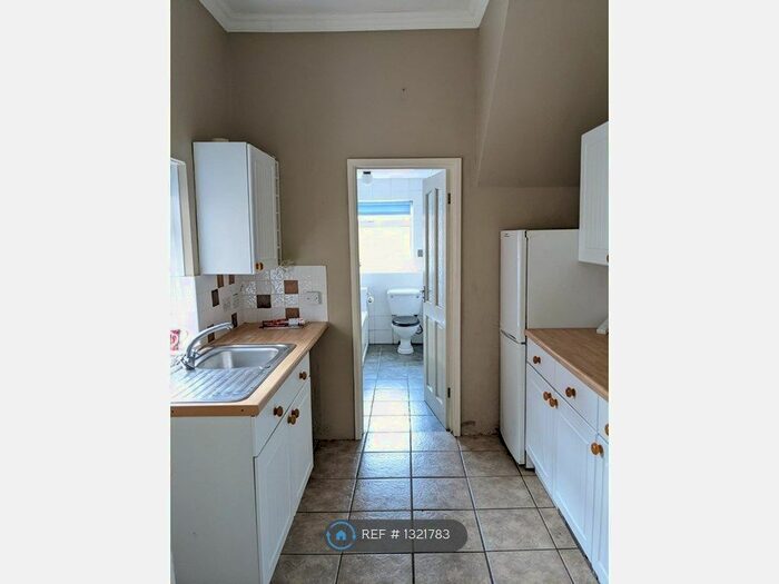 2 Bedroom Flat To Rent In Gordon Road, South Shields NE34