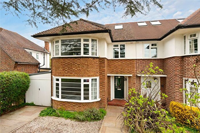 4 Bedroom Semi Detached House For Sale In Thistledene, Thames Ditton, Surrey, KT7