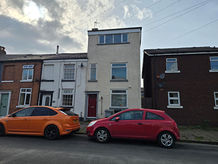 5 Bedroom Terraced House For Sale In Old Mill Lane, Macclesfield, Cheshire, SK11