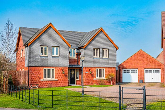 4 Bedroom Detached House For Sale In Hobby Drive, Corby, NN17