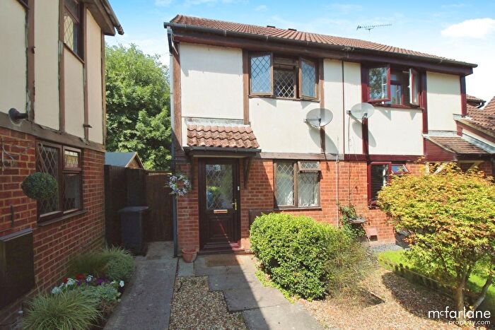 2 Bedroom End Of Terrace House To Rent In Goldcrest Walk, Covingham, Swindon, SN3