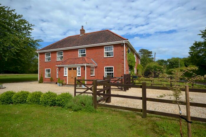 6 Bedroom Detached House For Sale In Foulsham, Near Reepham, NR20
