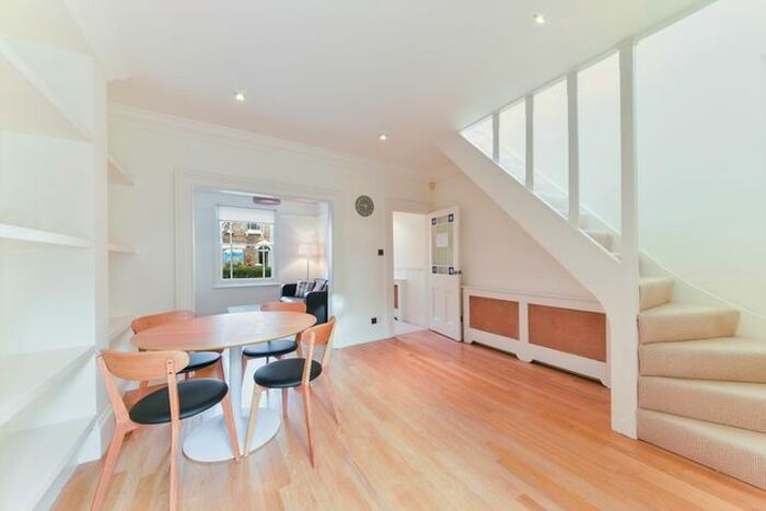 2 Bedroom Terraced House To Rent In Eversleigh Road, Wandsworth, London, SW11