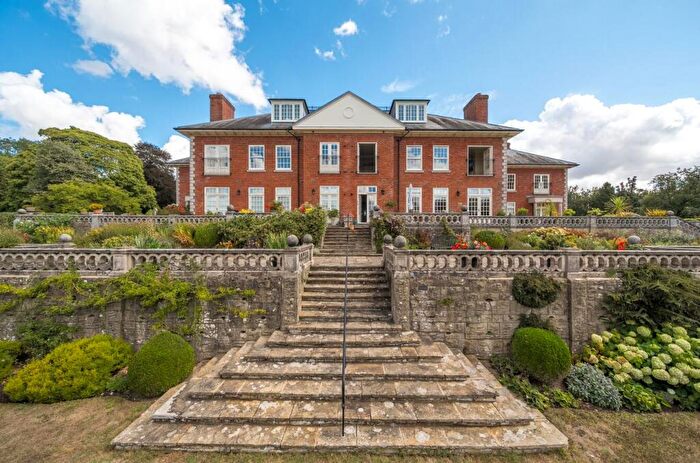 3 Bedroom Apartment For Sale In Exceptional Penthouse - Harrietsham, ME17