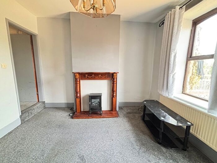 4 Bedroom End Of Terrace House For Sale In New Street, Rotherham, S61