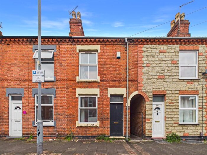 2 Bedroom Terraced House For Sale In Station Street, Loughborough, LE11