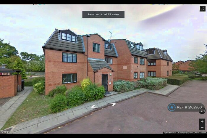 1 Bedroom Flat To Rent In Gladbeck Way, Enfield, EN2