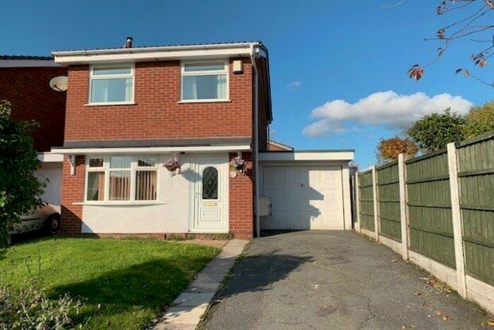 2 Bedroom Property To Rent In Wraxall Crescent, Leigh, WN7