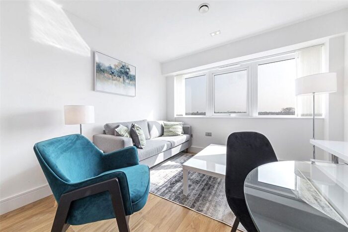 1 Bedroom Flat To Rent In Laporte Way, Luton, LU4