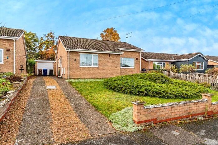 3 Bedroom Detached Bungalow For Sale In Linnet Crescent, Brandon, IP27