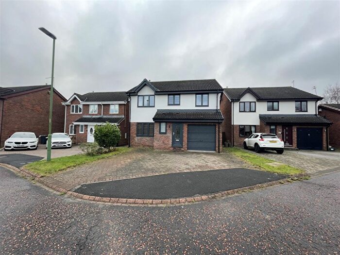 4 Bedroom Detached House For Sale In Brackenbeds Close, Pelton, Chester Le Street, DH2