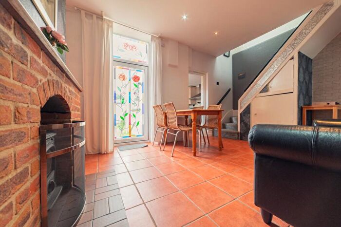 3 Bedroom Terraced House For Sale In Grove Terrace, Penarth, CF64
