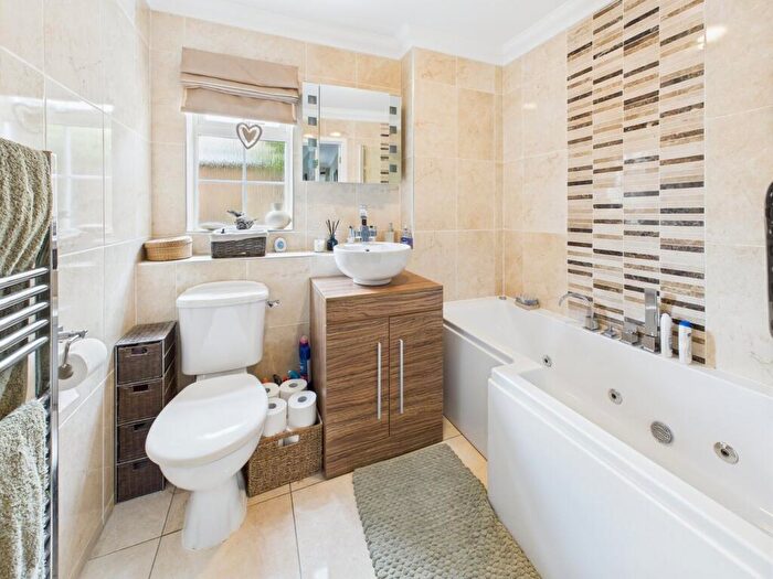 2 Bedroom Detached Bungalow For Sale In Flint Way, Friday Bridge, Wisbech, PE14