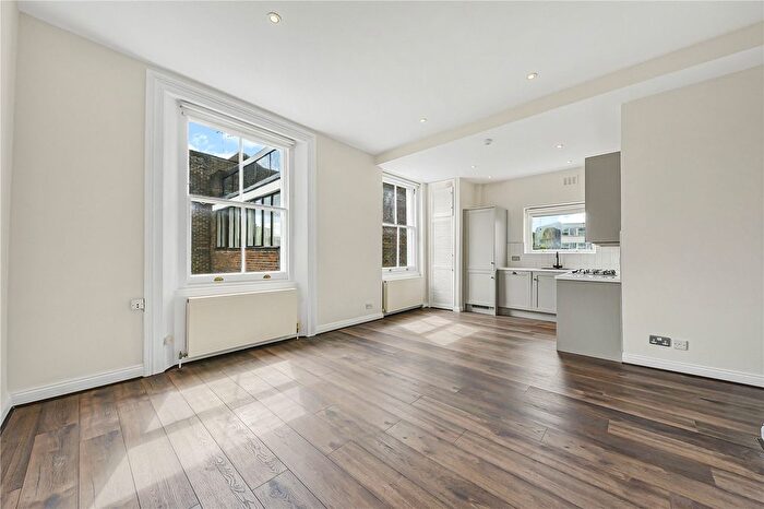 2 Bedroom Flat To Rent In Oval Road, Camden, London, NW1