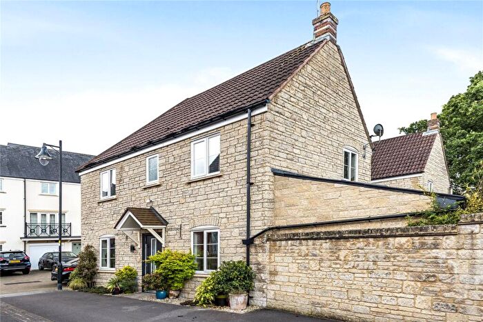 4 Bedroom Semi-Detached House For Sale In Gaveller Road, Redhouse, Swindon, SN25
