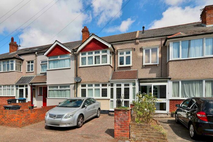 3 Bedroom Terraced House To Rent In Cromwell Ave, New Malden, KT3