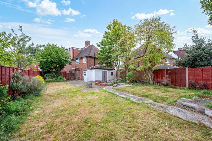 3 Bedroom Semi-detached House For Sale In Linkway, Raynes Park, SW20