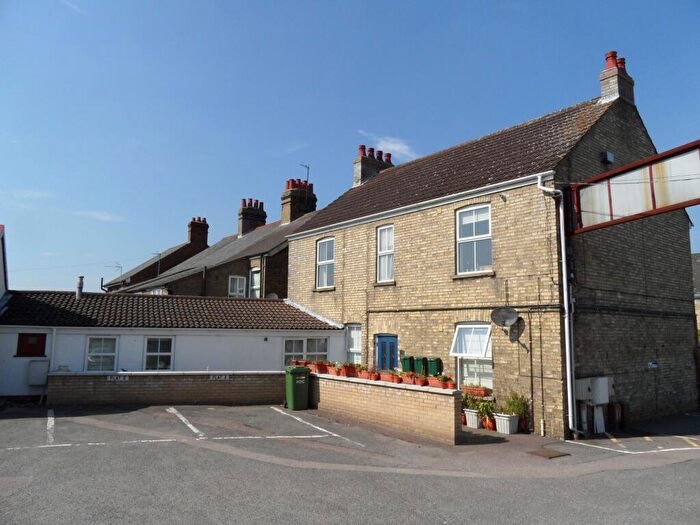 Flat To Rent In Cambridge Street, Northview, PE19