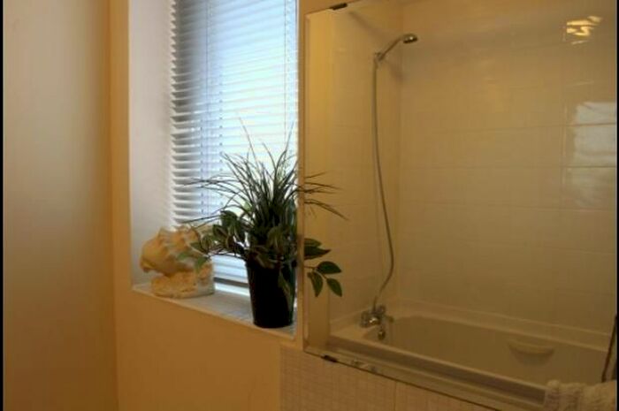 2 Bedroom Flat To Rent In Padstow Road, Swindon SN2