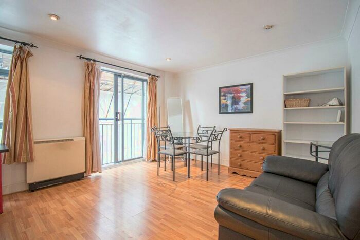 2 Bedroom Flat To Rent In Bridgewater Square, London, EC2Y