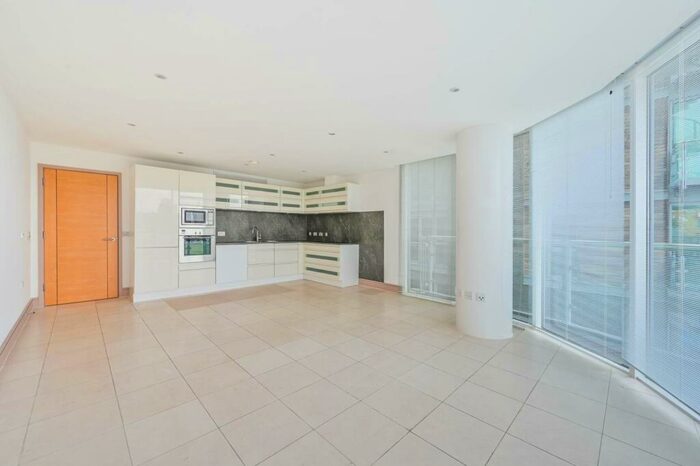 2 Bedroom Flat To Rent In Wapping High Street, St Katharine Docks, London, E1W