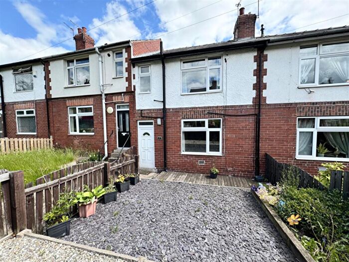 3 Bedroom Terraced House For Sale In Greenside, Staincross, Barnsley, S75